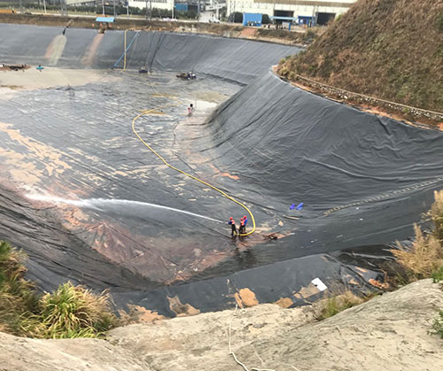 索县废水池清理